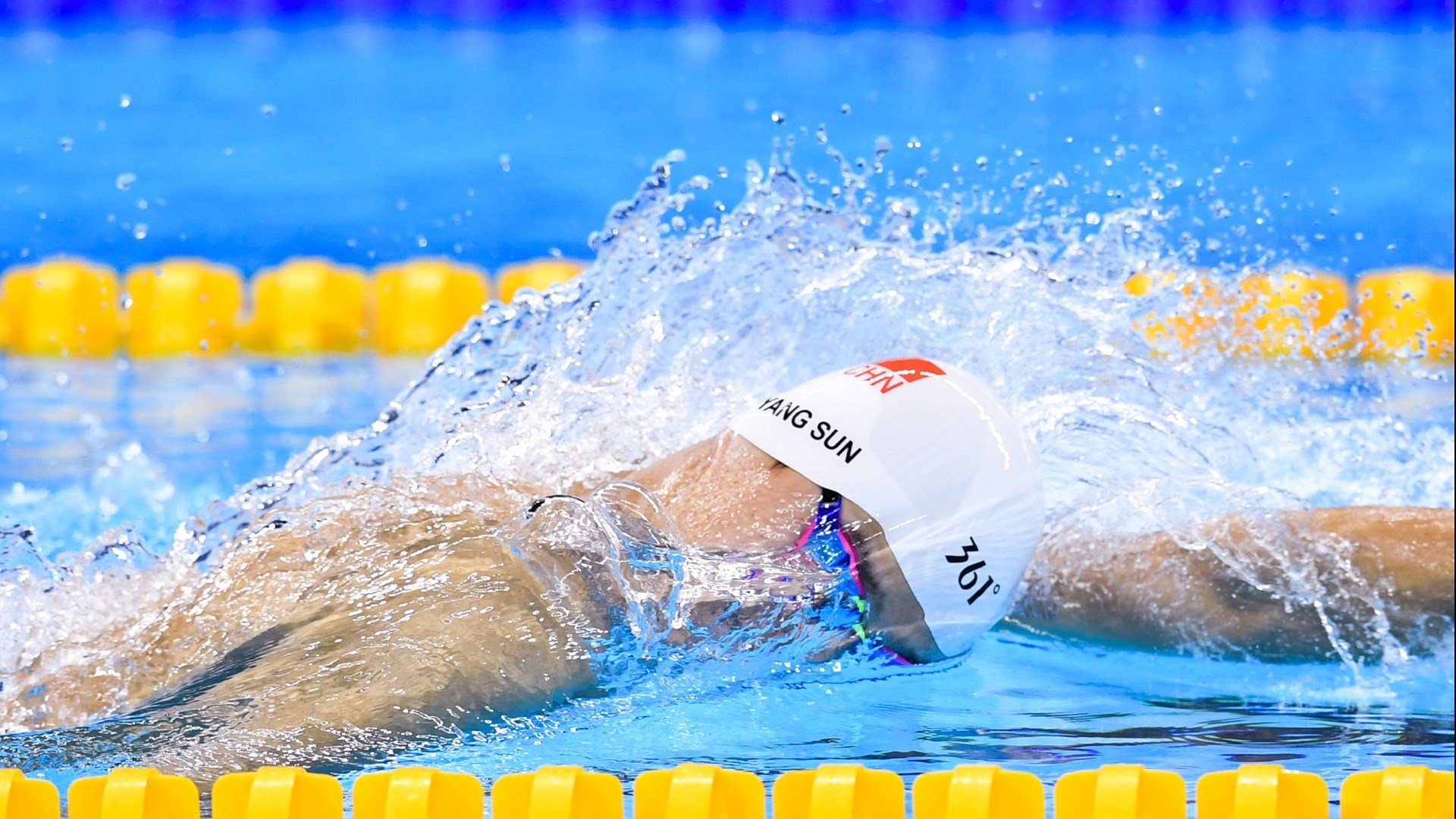 中国男篮年轻球员成为新兴力量，中国男篮年轻球员成为新兴力量的原因